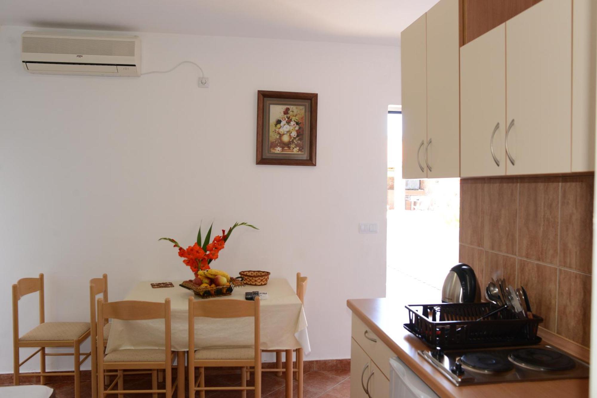 Apartments Vila Lazarevic Тиват Номер фото