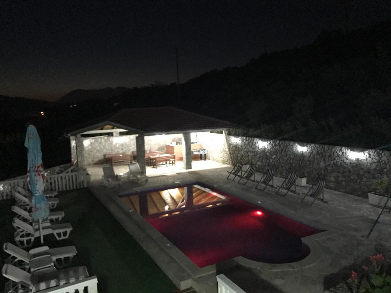 Apartments Vila Lazarevic Тиват Экстерьер фото