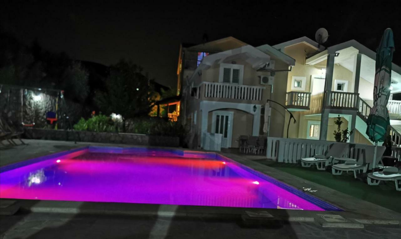 Apartments Vila Lazarevic Тиват Экстерьер фото